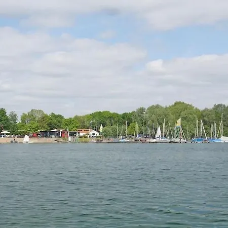 Botel Hausboot Am Xantener Nordsee *